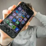 Cosa Fare Quando si Rompe lo Schermo dell'iPhone