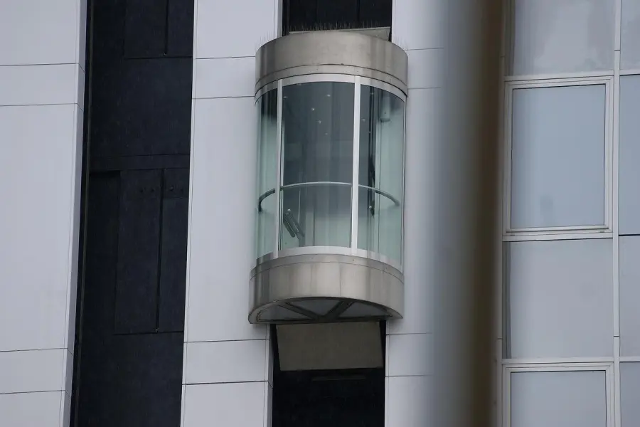 Ascensori esterni: tutto ciò che c’è da sapere al riguardo